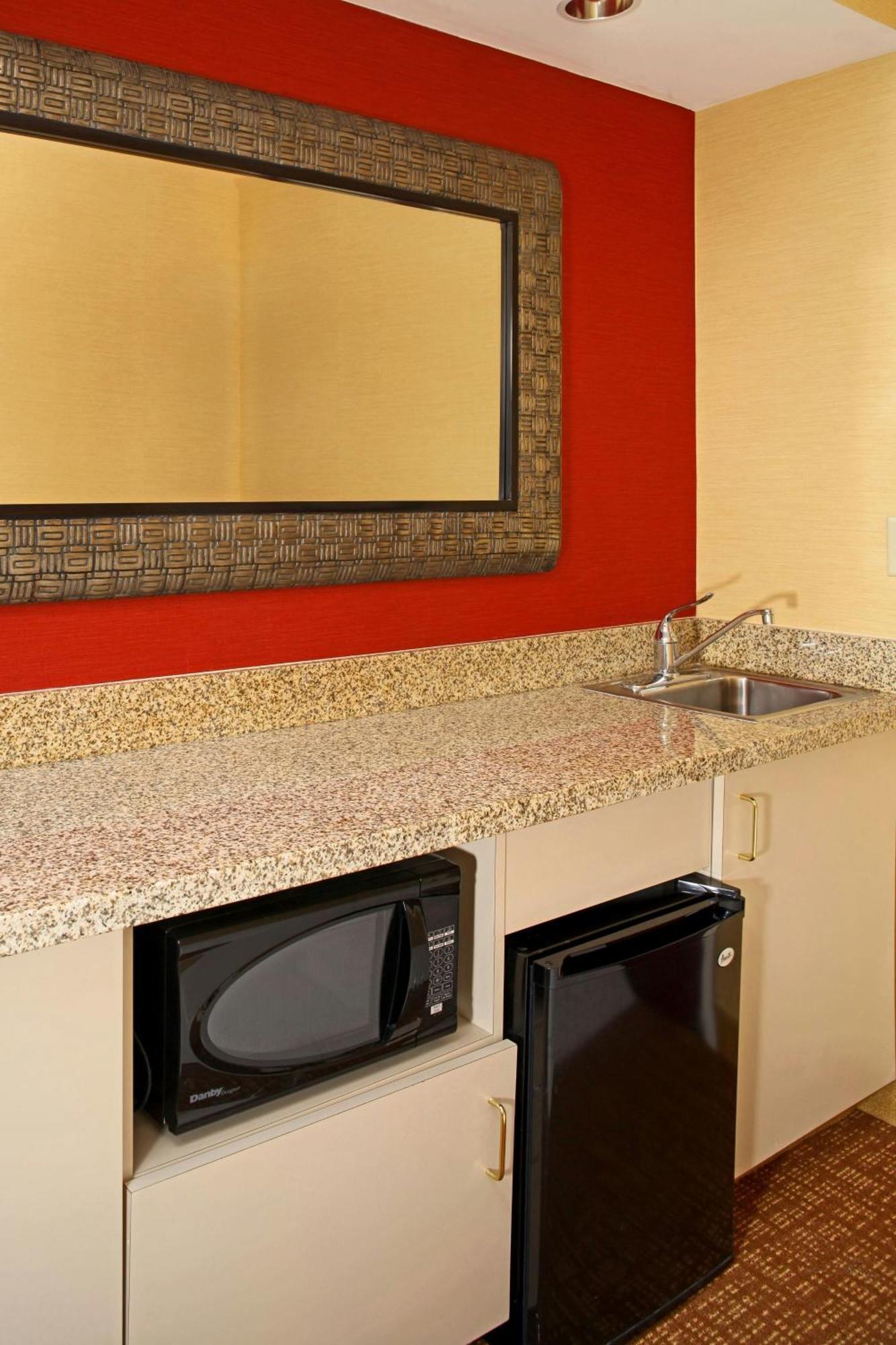 Courtyard By Marriott Baltimore Downtown/Inner Harbor Экстерьер фото