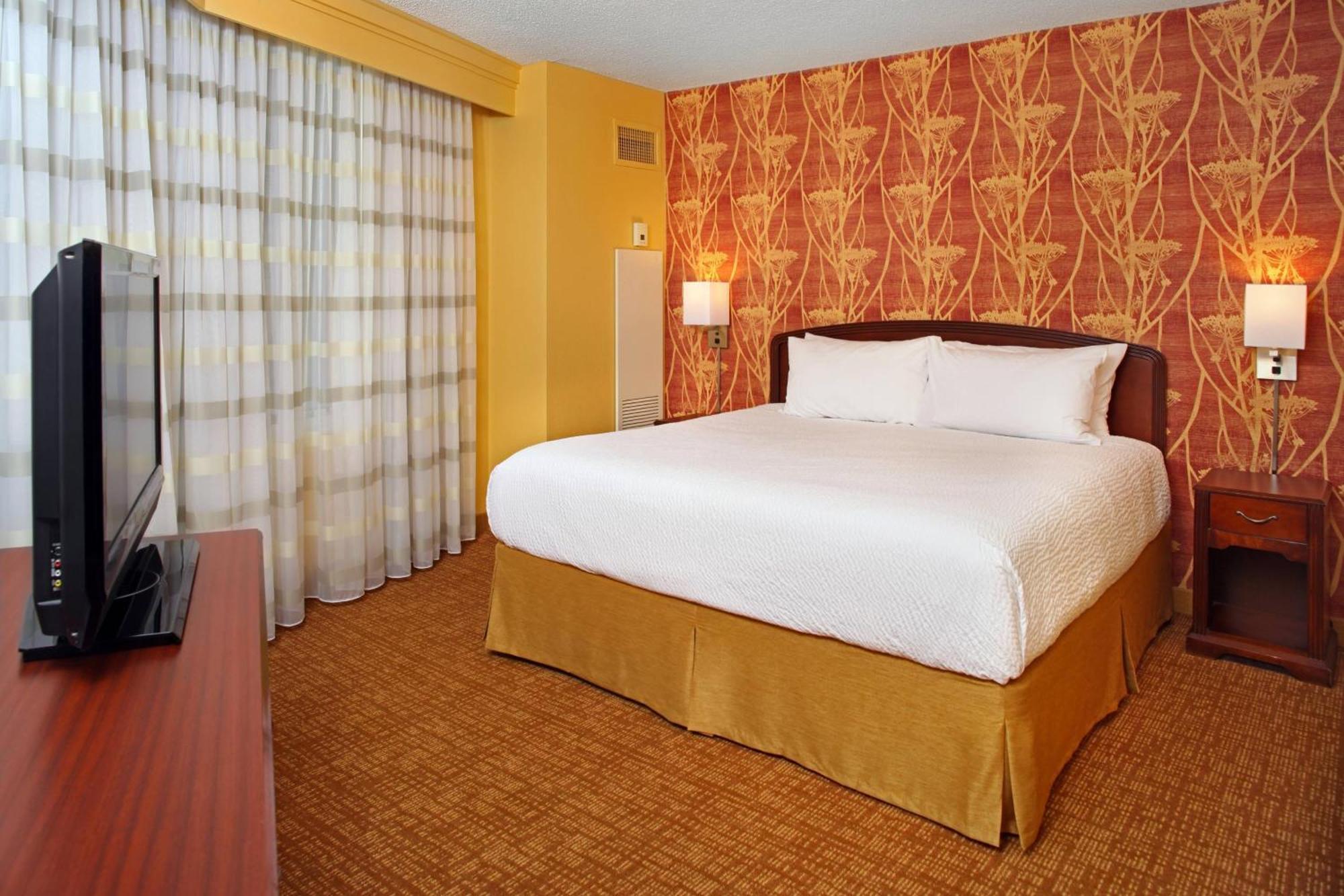 Courtyard By Marriott Baltimore Downtown/Inner Harbor Экстерьер фото